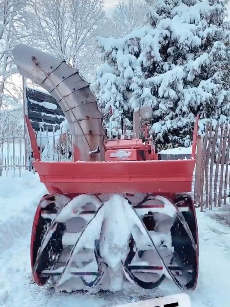 Schneefräse in Bolsterlang Allgäu